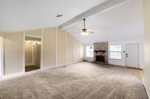 3115 Shawnee Dr, Sugar Land, TX 77479 - Photo 9