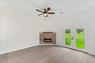 14828 Spica Ct, Willis, TX 77318 - Photo 5