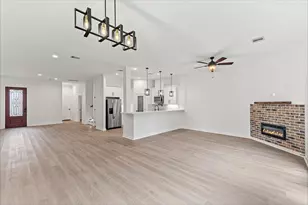 14828 Spica Ct, Willis, TX 77318 - Photo 11