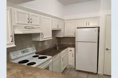 2100 Tanglewilde Street #597, Houston, TX 77063 - Photo 5