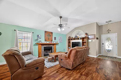 611 Sea Anchor Way, Crosby, TX 77532 - Photo 9