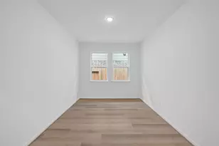 29406 Suncreek Rnch Ct, Waller, TX 77484 - Photo 3