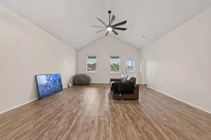 7731 London Tower Ln, Houston, TX 77044 - Photo 29