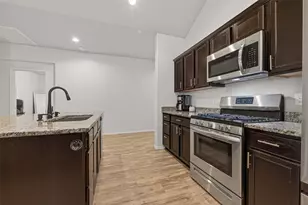 7731 London Tower Ln, Houston, TX 77044 - Photo 15