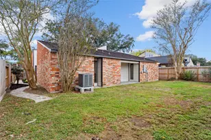 15818 Dunmoor, Houston, TX 77059 - Photo 25