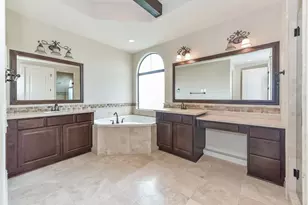 2048 W Main St, Houston, TX 77098 - Photo 33