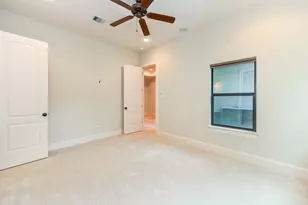 2048 W Main St, Houston, TX 77098 - Photo 7
