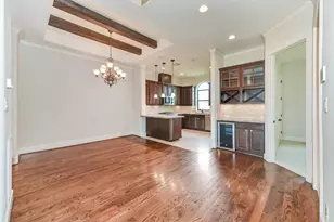 2048 W Main St, Houston, TX 77098 - Photo 19