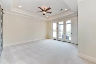 2048 W Main St, Houston, TX 77098 - Photo 31