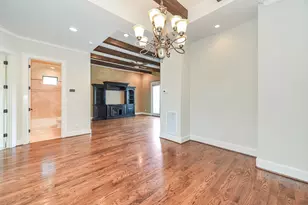 2048 W Main St, Houston, TX 77098 - Photo 21