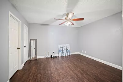 10855 Meadowglen Lane #927, Houston, TX 77042 - Photo 13