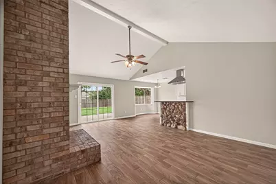 909 Newport Boulevard, League City, TX 77573 - Photo 11
