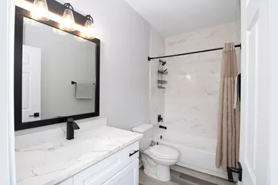 8415 Sunnyhill Street #B, Houston, TX 77088 - Photo 11