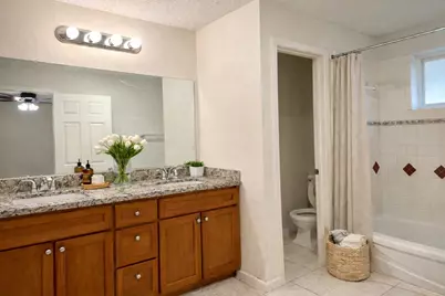 11703 Seawood Drive, Houston, TX 77089 - Photo 19