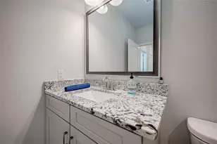 6804 Westview Dr, Houston, TX 77055 - Photo 29