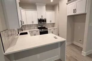 108 E 44th St, Houston, TX 77018 - Photo 3