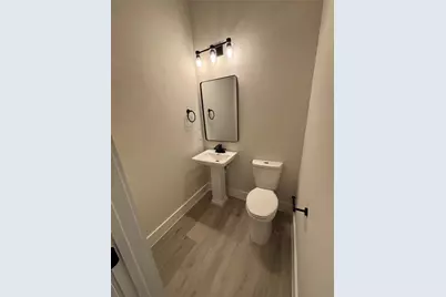 108 E 44th Street #B, Houston, TX 77018 - Photo 5