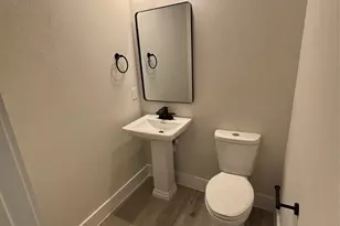 108 E 44th St, Houston, TX 77018 - Photo 5