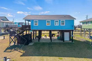 105 Stanek Dr, Freeport, TX 77541 - Photo 3