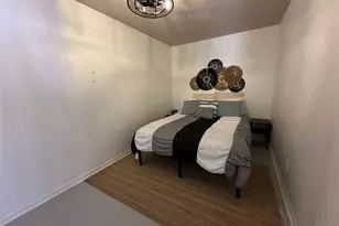 5238 Arboles Dr, Houston, TX 77035 - Photo 13