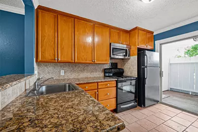 1220 Shadowdale Drive #6, Houston, TX 77043 - Photo 7