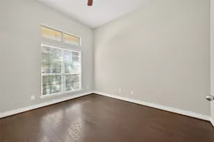 4926 Thunder Creek Ln, Sugar Land, TX 77479 - Photo 5