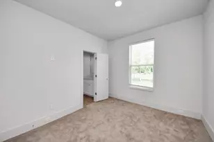 1043 Glen Ave, Houston, TX 77088 - Photo 21