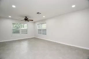 1619 Viking Dr, Houston, TX 77018 - Photo 17