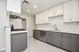 1619 Viking Dr, Houston, TX 77018 - Photo 7