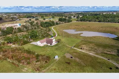 16910 County Line Road, Winnie, TX 77665 - Photo 5