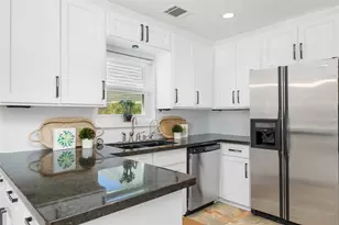 1103 Martin St, Houston, TX 77018 - Photo 11