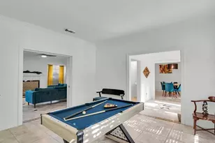 4610 Cobb Cir Dr, Sugar Land, TX 77479 - Photo 11