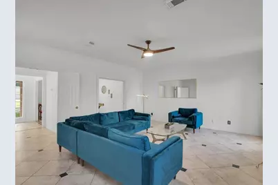 4610 Cobb Circle Drive, Sugar Land, TX 77479 - Photo 15