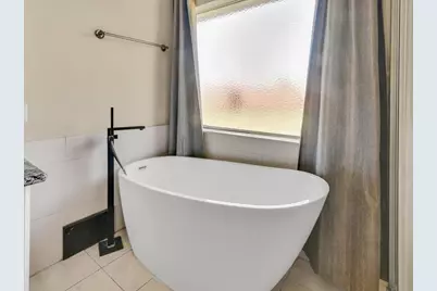 4610 Cobb Circle Drive, Sugar Land, TX 77479 - Photo 35