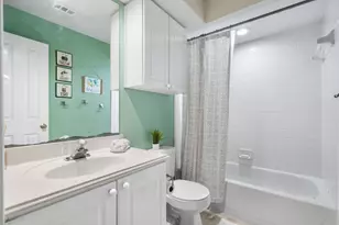 15 S Piney Plains Cir, The Woodlands, TX 77382 - Photo 23