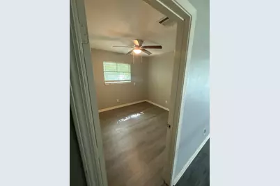 8807 Barton Street, Houston, TX 77075 - Photo 3