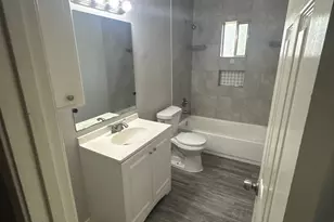 8807 Barton St, Houston, TX 77075 - Photo 9