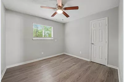 8807 Barton Street, Houston, TX 77075 - Photo 11