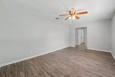 8807 Barton Street, Houston, TX 77075 - Photo 9