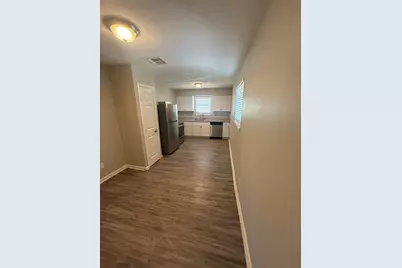 8807 Barton Street, Houston, TX 77075 - Photo 5