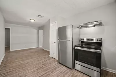 8807 Barton Street, Houston, TX 77075 - Photo 7