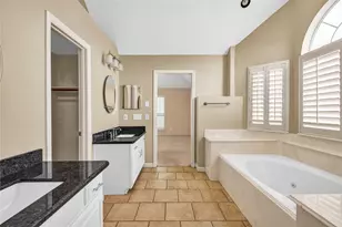244 Plum Cir, Lake Jackson, TX 77566 - Photo 21