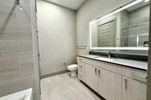 401 W 25th St St, Houston, TX 77008 - Photo 9