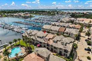 488 Mariners Dr, Kemah, TX 77565 - Photo 1