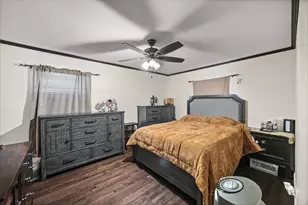 8822 Koala Dr, Houston, TX 77061 - Photo 17