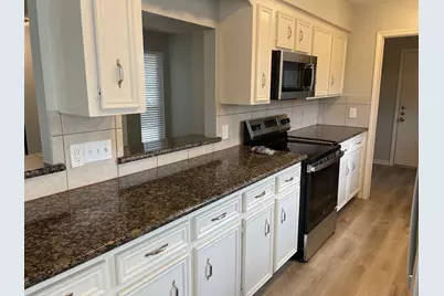 2306 Cambridge Court N, Galveston, TX 77573 - Photo 5