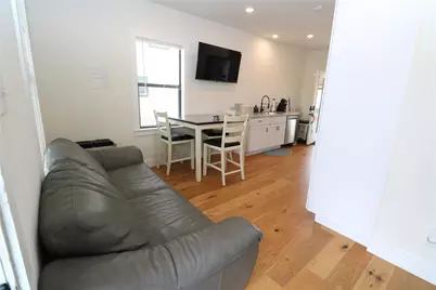 5506 Avenue Q 1/2, Galveston, TX 77551 - Photo 5