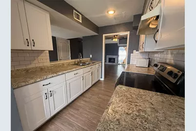 11869 Algonquin Drive, Houston, TX 77089 - Photo 7