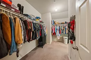 9813 Cold Creek Dr, Conroe, TX 77306 - Photo 17