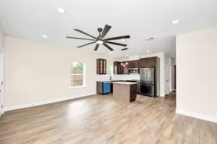 3810 Hiford Dr, Houston, TX 77047 - Photo 17